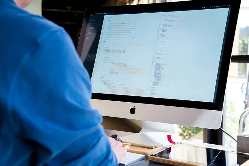 Silicon Valley by Day, Linux by Night: The Secret OS Lives of Corporate Engineers